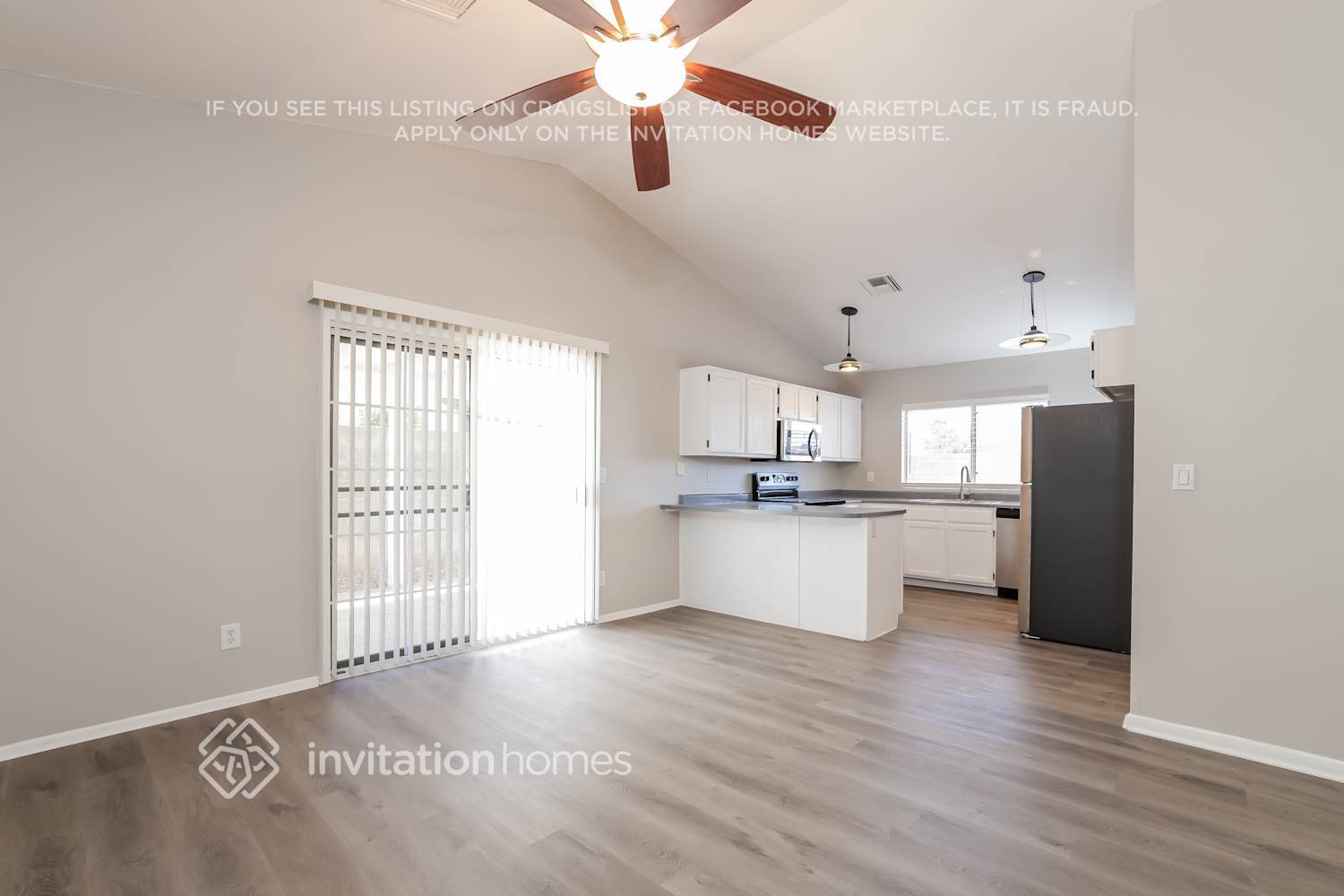 Building Photo - 907 W Ross Ave