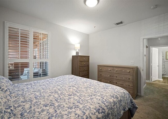 Building Photo - 5000 Culbreath Key Way