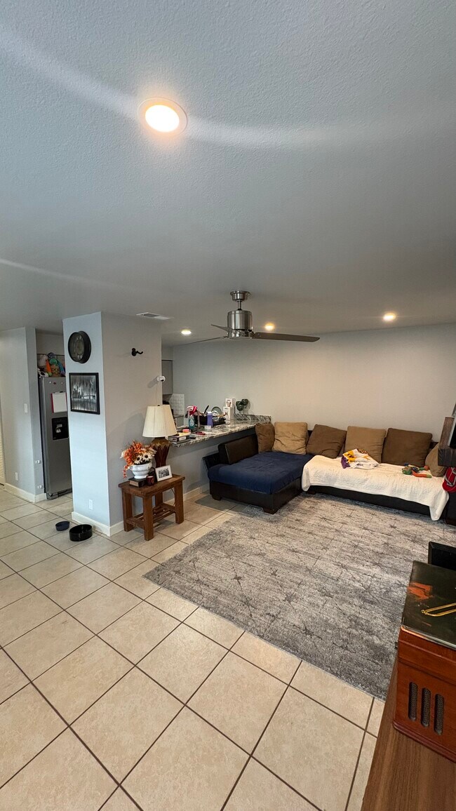 Building Photo - 6809 Blue Dawn Trl