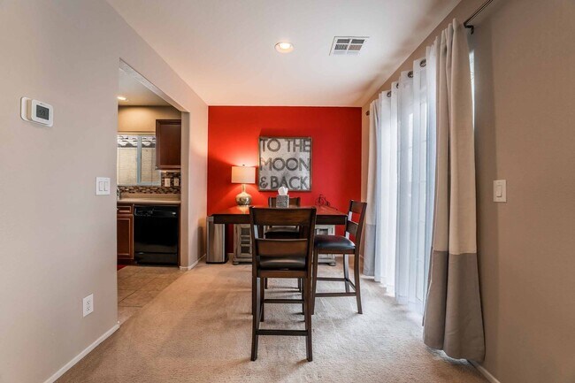 Building Photo - CHARMING FULLY FURNISHED 2 BEDROOM!