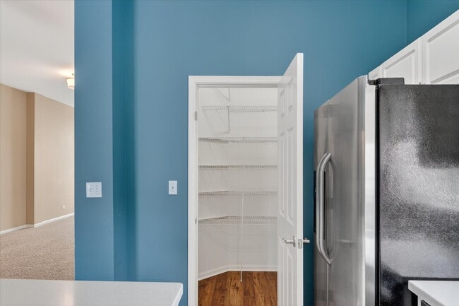 Building Photo - 1161 Hawthorne Ln