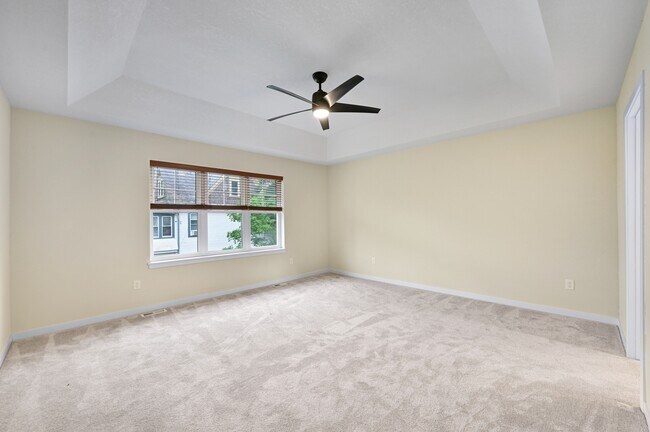 Building Photo - 2905 N 186th St