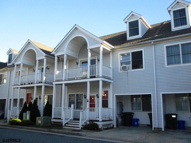 Building Photo - 14 Galleon Ct