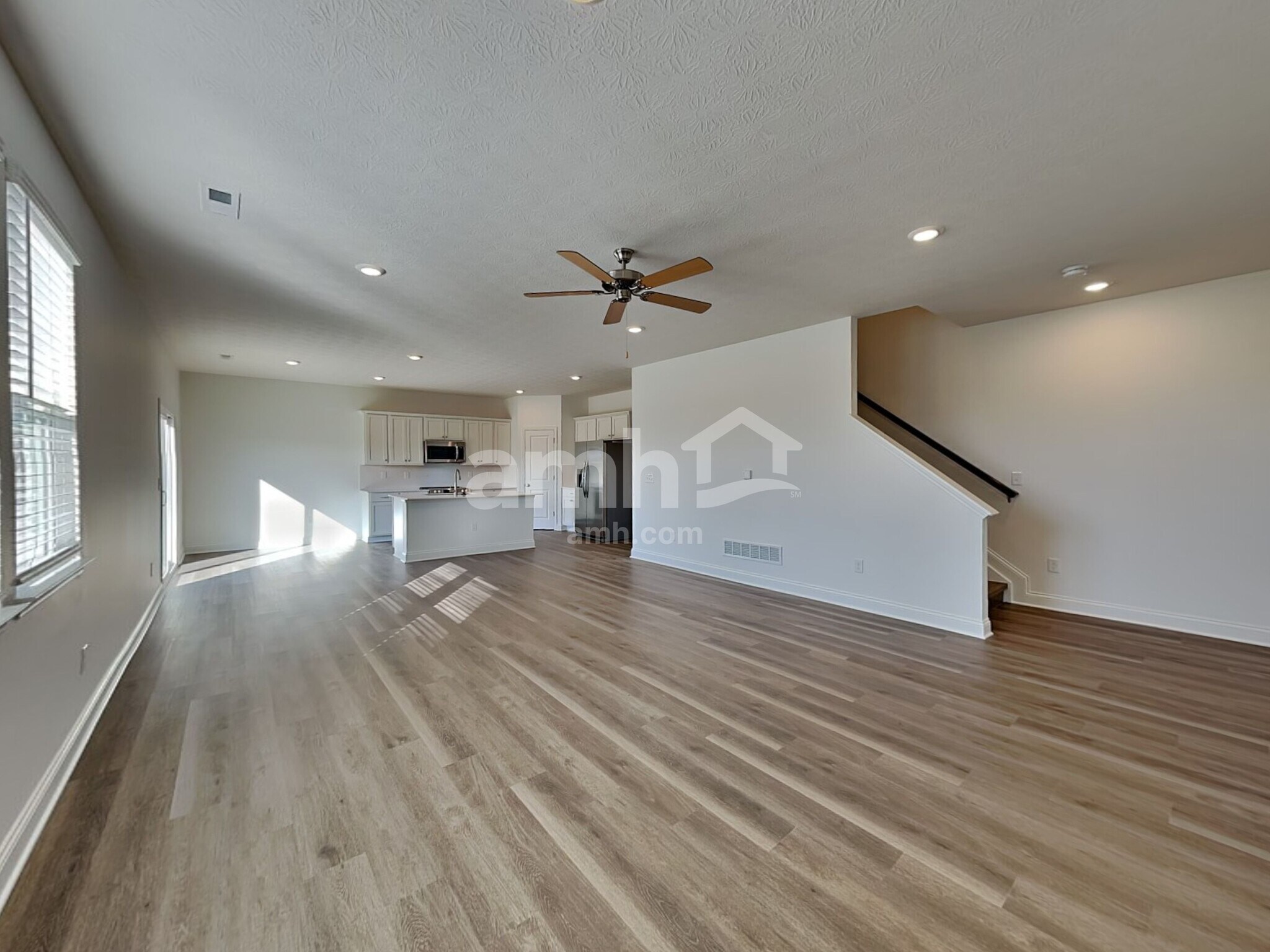 Building Photo - 9145 Henley Ave
