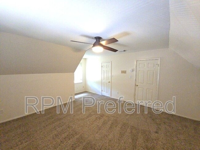 Building Photo - 12702 Ravensway Dr