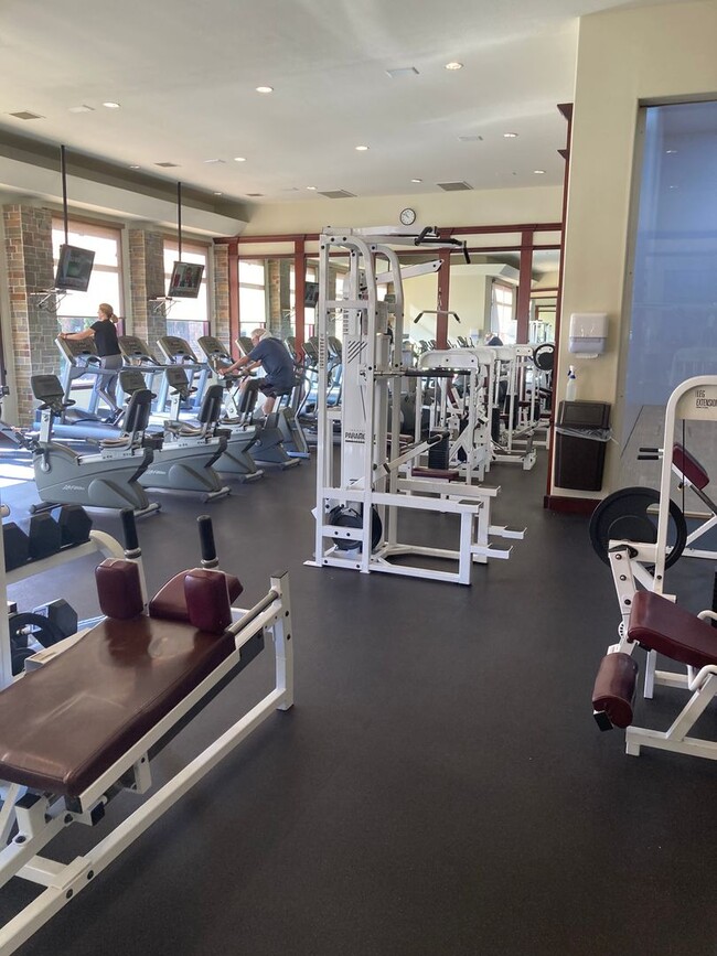 Building Photo - Tanamera Resort Gated Community.  One bedroom, one full bathroom, one car attached garage.