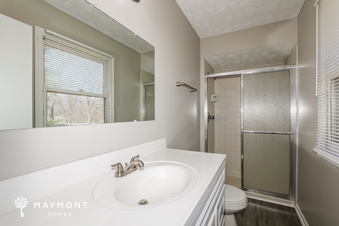 Building Photo - 801 N Peterman Rd