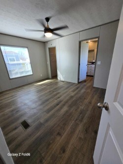 Building Photo - 129 Pruitt St