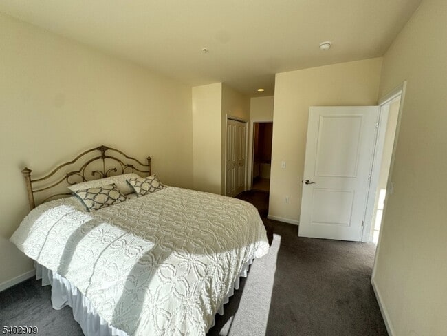 Building Photo - 169 Tarrington Rd