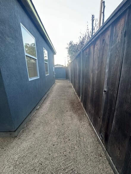 Building Photo - 1143 Madera Ct