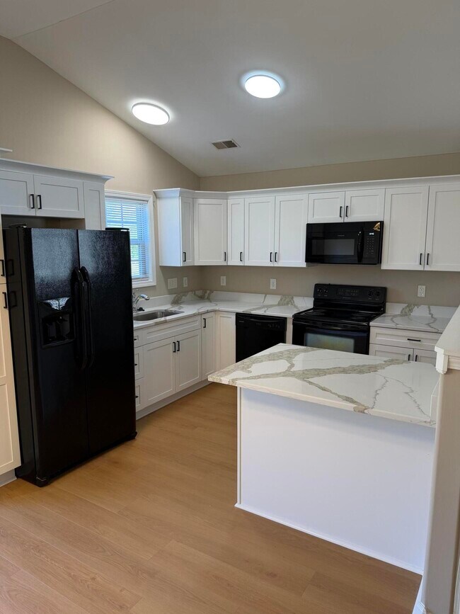 Building Photo - 3288 Sweet Clover Ln