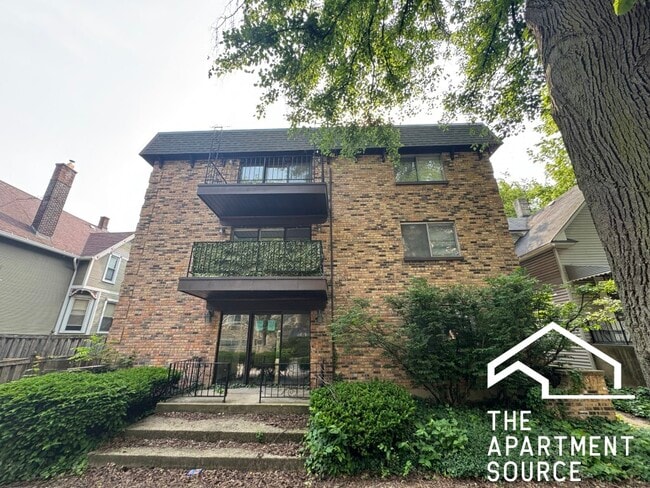 Building Photo - 316 Marengo Ave