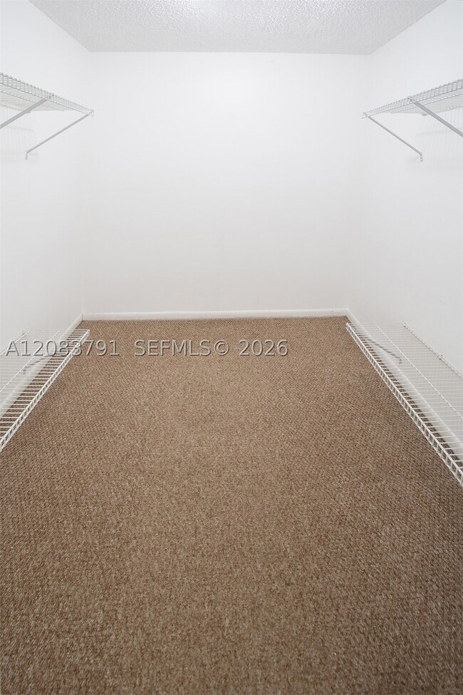 Building Photo - 14378 SW 96th Terrace