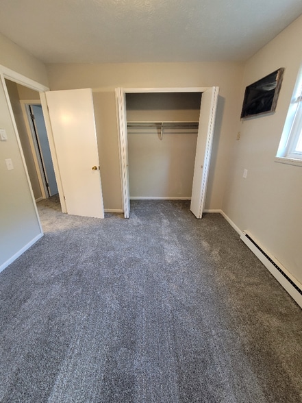 Building Photo - 1819 Miles Ave NW