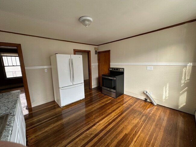 kitchen - 126 Pleasant St