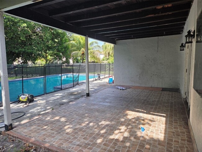 Building Photo - 8227 NW 39th St