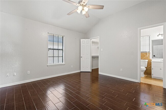 Building Photo - 1604 Mamye Jane Dr