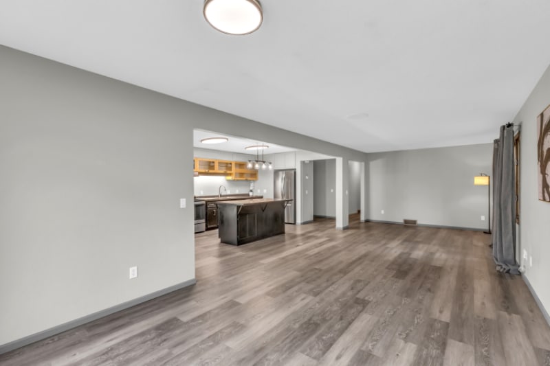 Building Photo - 1227 Flicker Cir