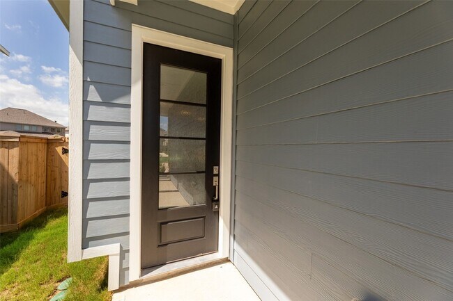 Building Photo - 12523 Alligator Lake Ct