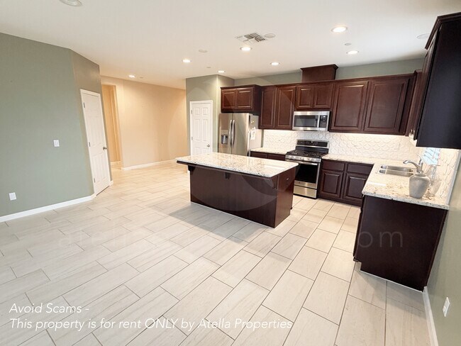 Building Photo - 654 Melbourne Way