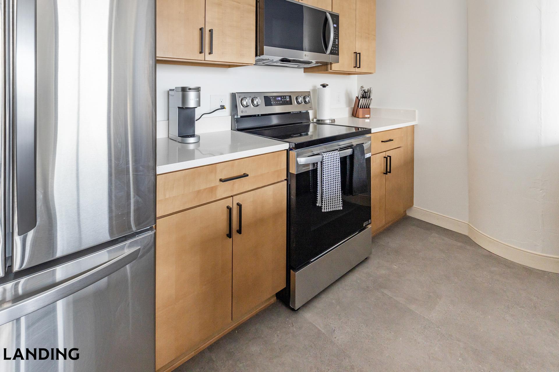 Building Photo - 5000 Euclid Ave