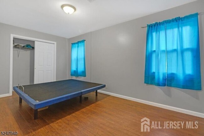 Building Photo - 67 Woodland Ave