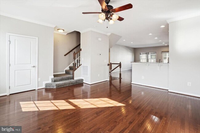 Building Photo - 7106 Santa Cruz Pl