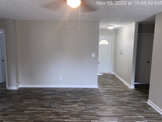 Building Photo - 640 Sugaridge Ln