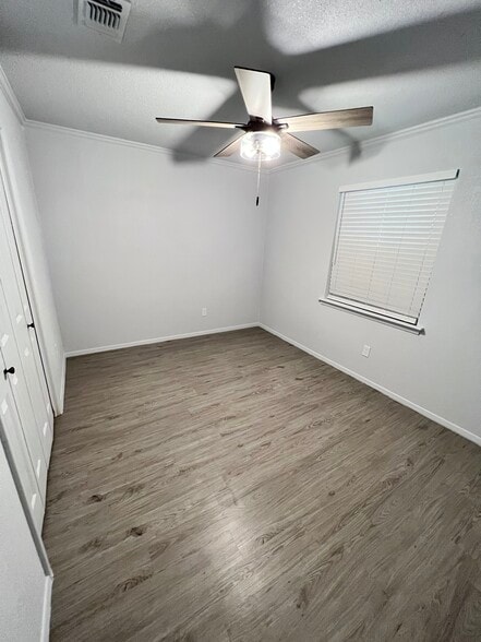 Building Photo - 6004 Ridgecrest Dr