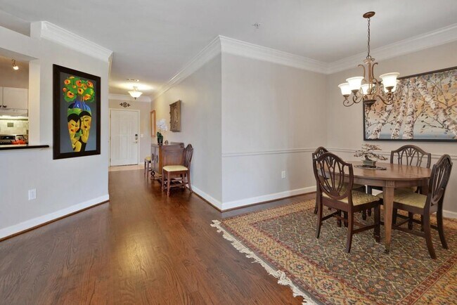 Building Photo - 3334 Peachtree Rd NE