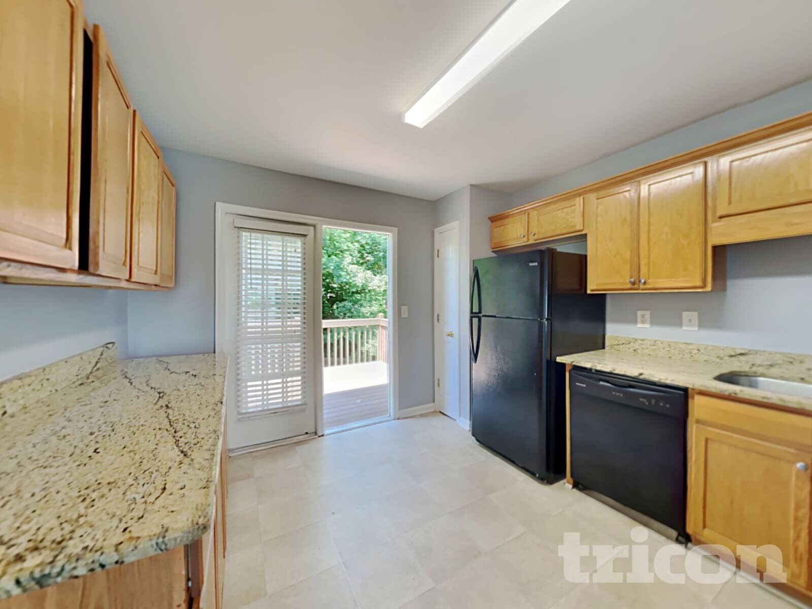 Building Photo - 6355 Queensdale Dr