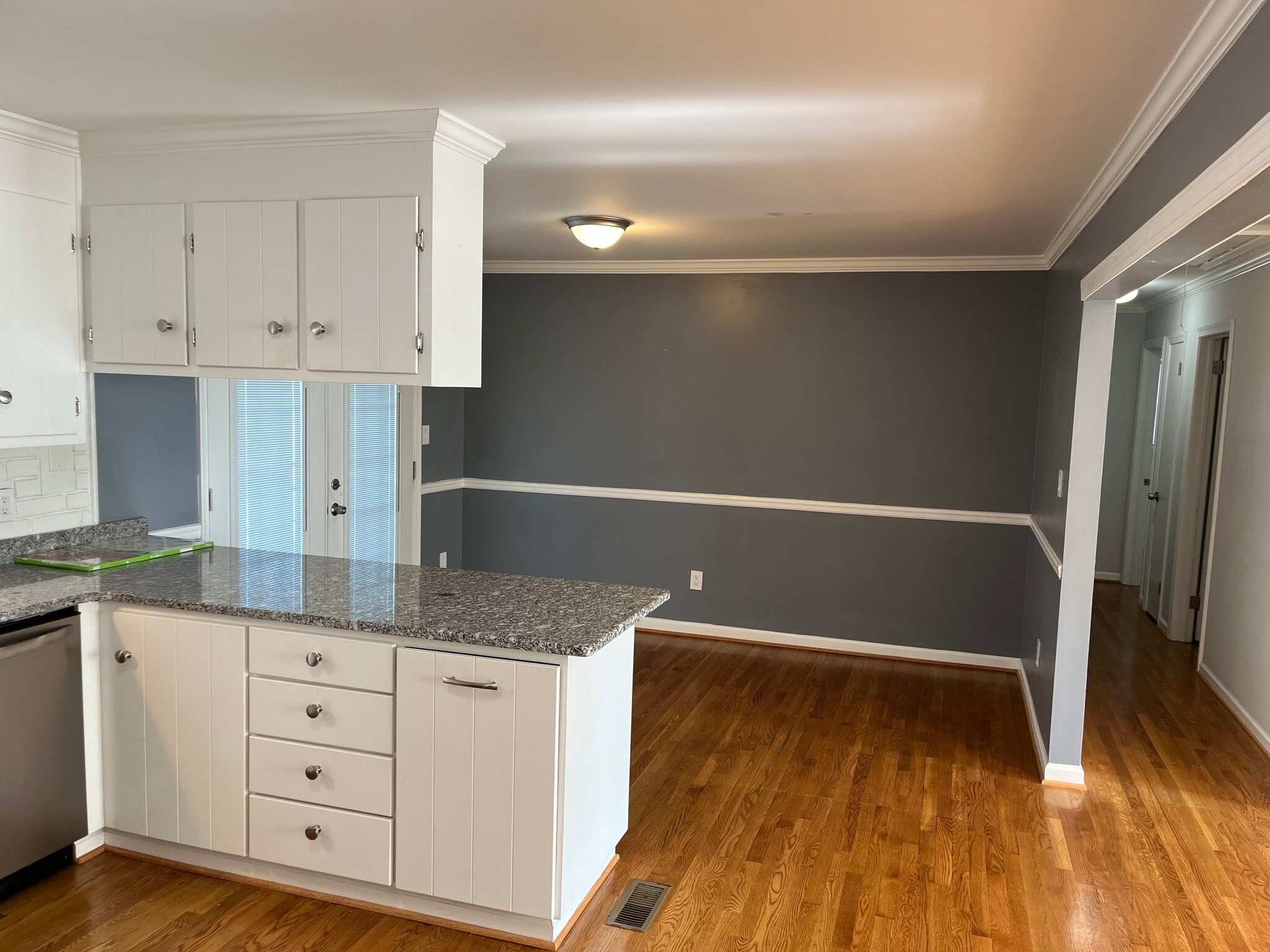 Dining - 12 Fairway Ln