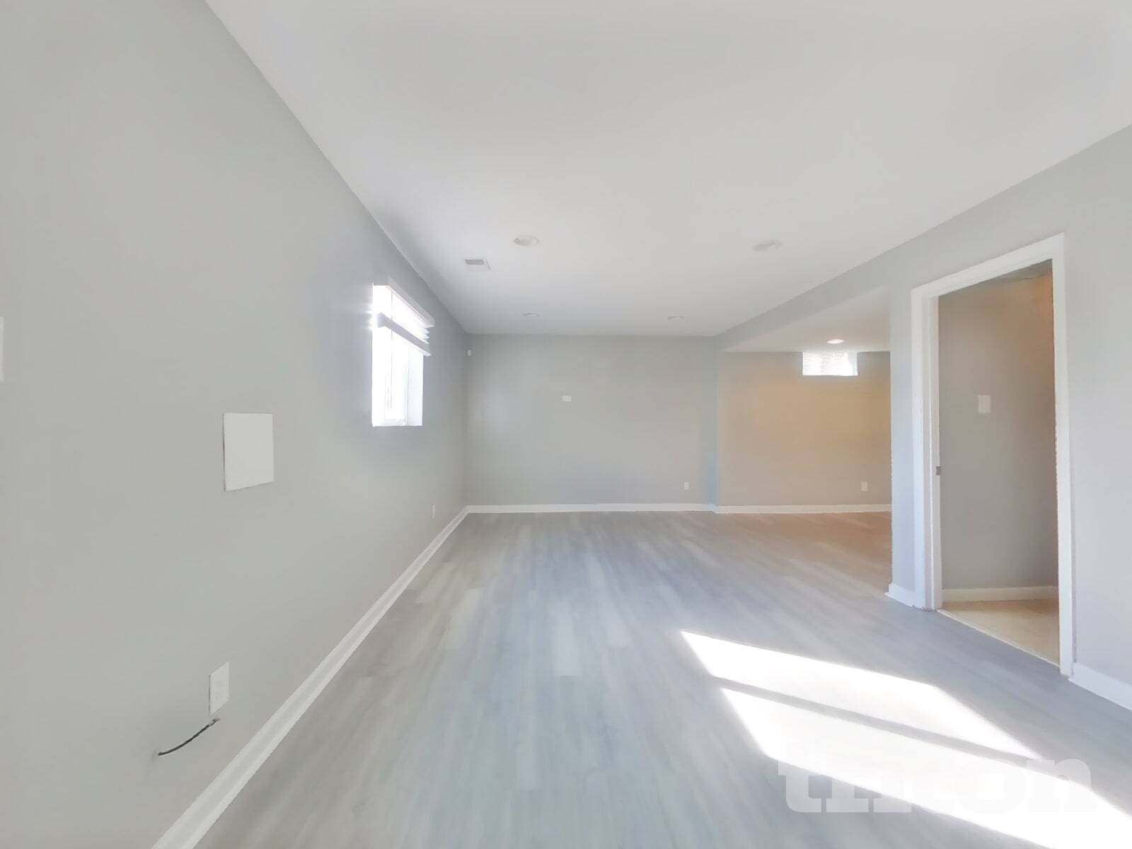 Building Photo - 2305 Berkley St