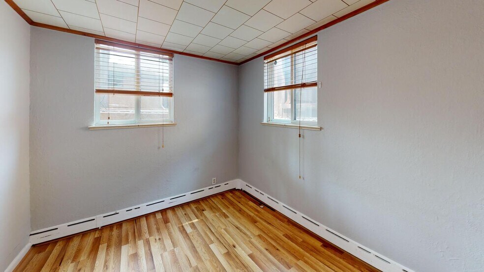 Building Photo - Spacious 1 bed/1 bath apartment near Tenny...