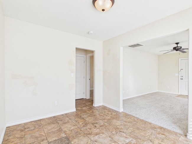 Building Photo - 3501 S Van Buren St