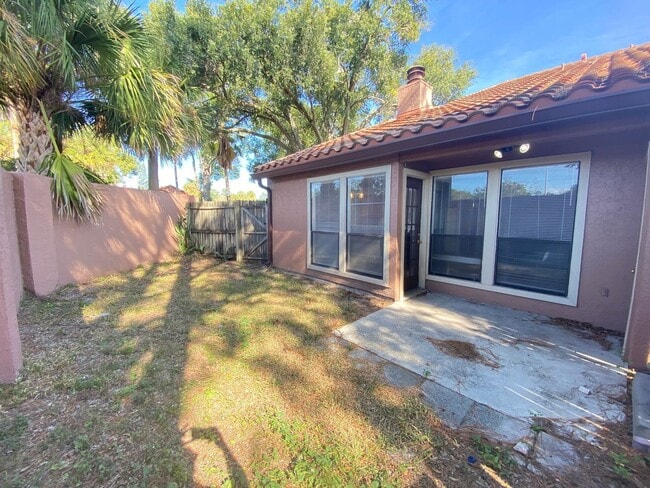 Building Photo - 650 Trinidad Ct