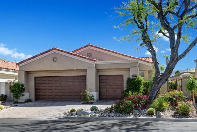 Building Photo - 189 White Horse Trail