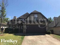 Building Photo - 1298 Easterwood Blvd