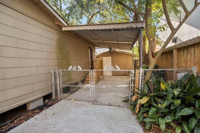 Building Photo - 4111 Law St