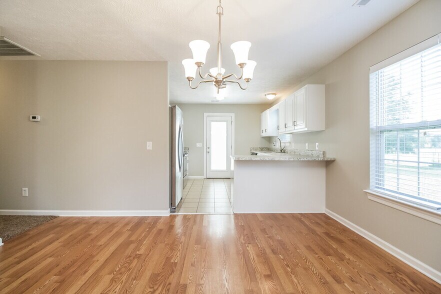 Building Photo - 3426 Cross Meadow Dr