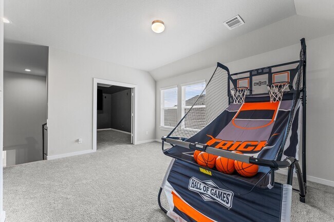 Building Photo - 1585 Sunrise Gables Dr