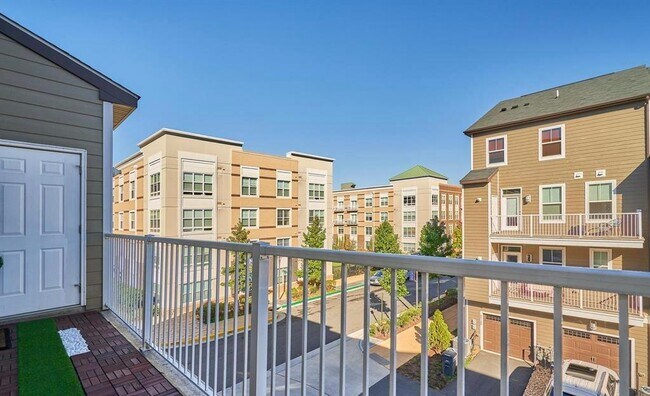 Building Photo - 45116 Kincora Dr