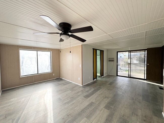 Building Photo - Cute Remodeled 3 Bedroom Home in Bullhead City, AZ