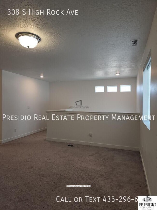 Building Photo - 308 S High Rock Ave