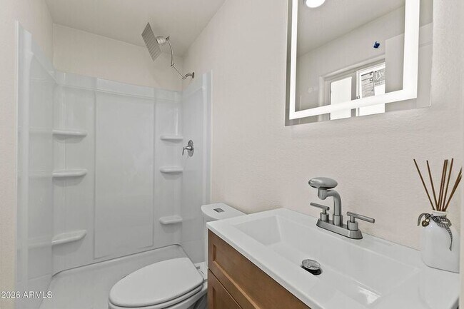 Building Photo - 3763 E Evans Dr