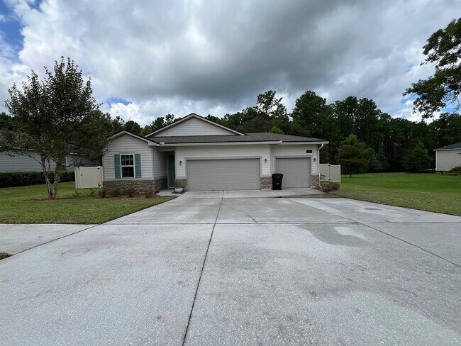 Primary Photo - 3074 Paddle Creek Dr