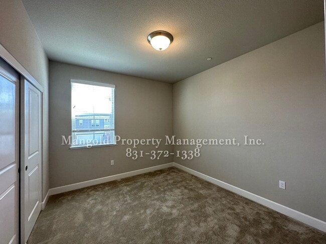 Building Photo - Newly Constructed 3-Bed 2.5-Bath Home in I...