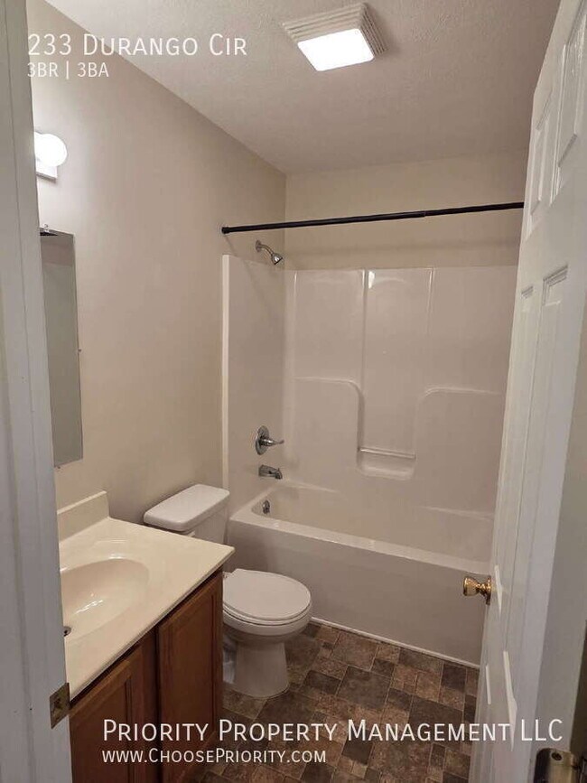 Building Photo - 233 Durango Cir