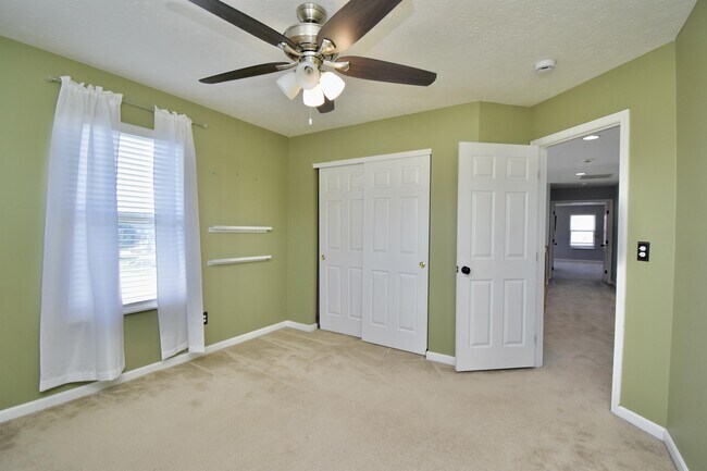 Building Photo - 5167 Elm Leaf Trail