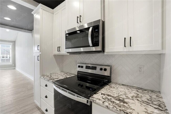 Building Photo - 629 Bungalow Ct